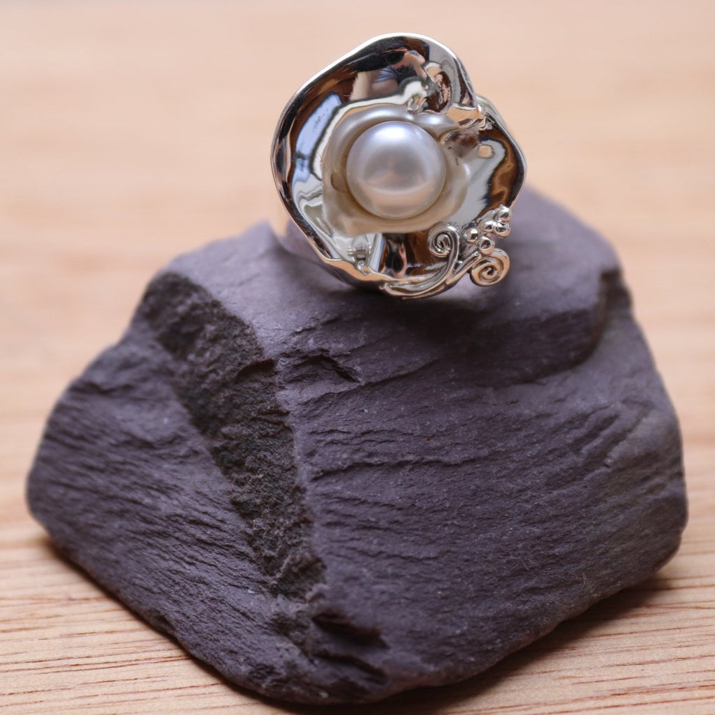 Flower Pearl Ring - Aspire Jewellery